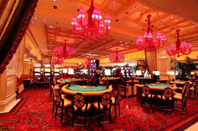 Canlı Casino’da Kazanma Stratejileri: Uzman Önerileri